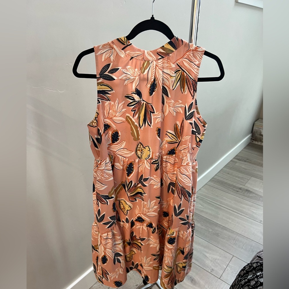 Gibson, Medium dress, leaf pattern